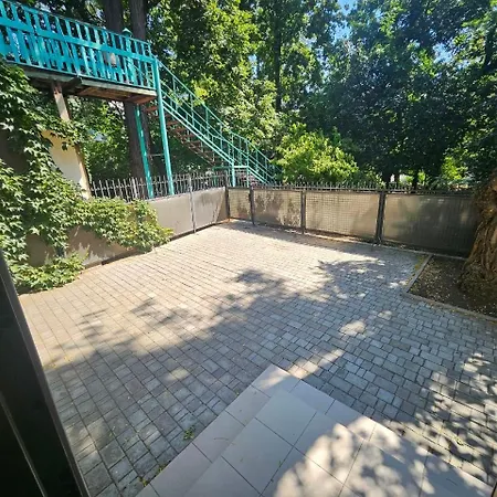 Bond Deribasovskaya Apartment